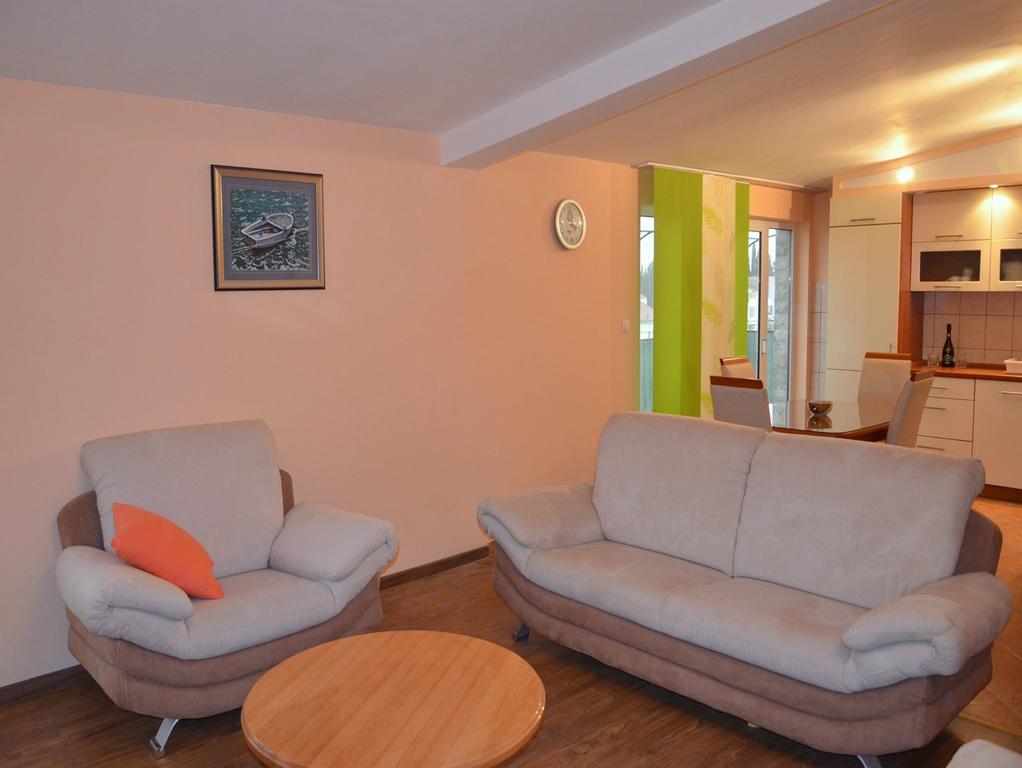 Kaštela Apartman Julienne מראה חיצוני תמונה