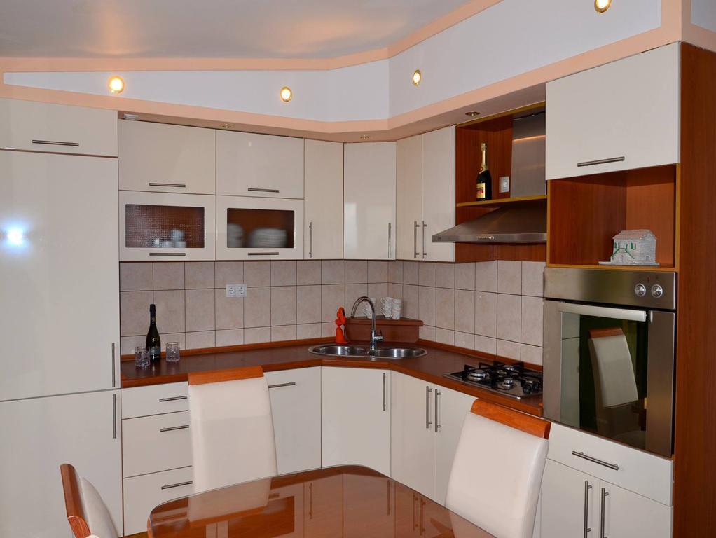 Kaštela Apartman Julienne מראה חיצוני תמונה