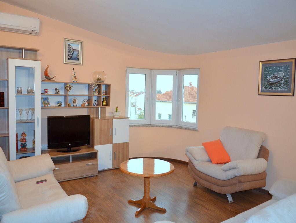 Kaštela Apartman Julienne חדר תמונה