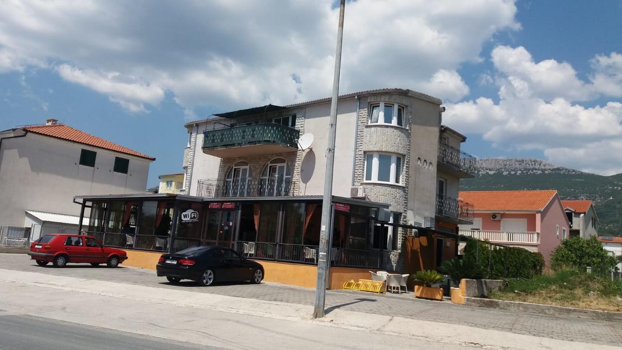 Kaštela Apartman Julienne מראה חיצוני תמונה
