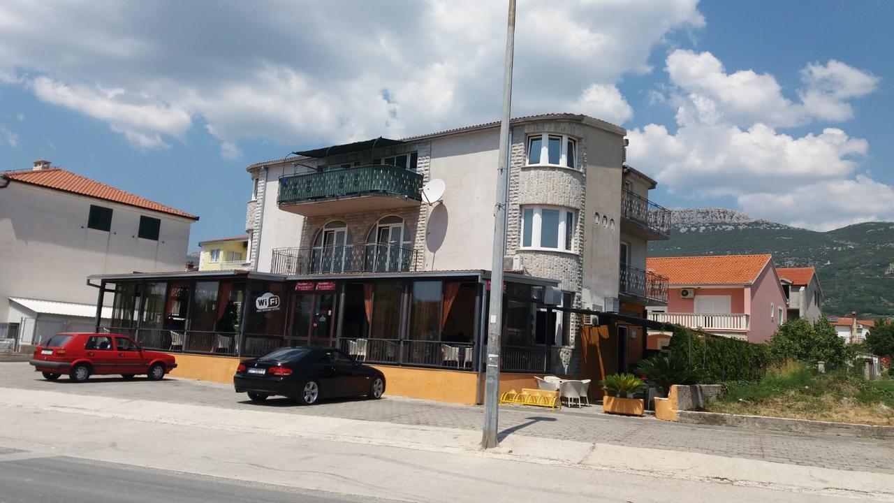 Kaštela Apartman Julienne מראה חיצוני תמונה